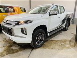 میتسوبیشی L200